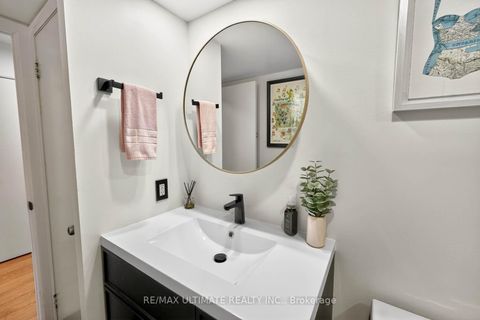 Photo 23 at 2113 - 8 Park Road, Moore Park, Toronto