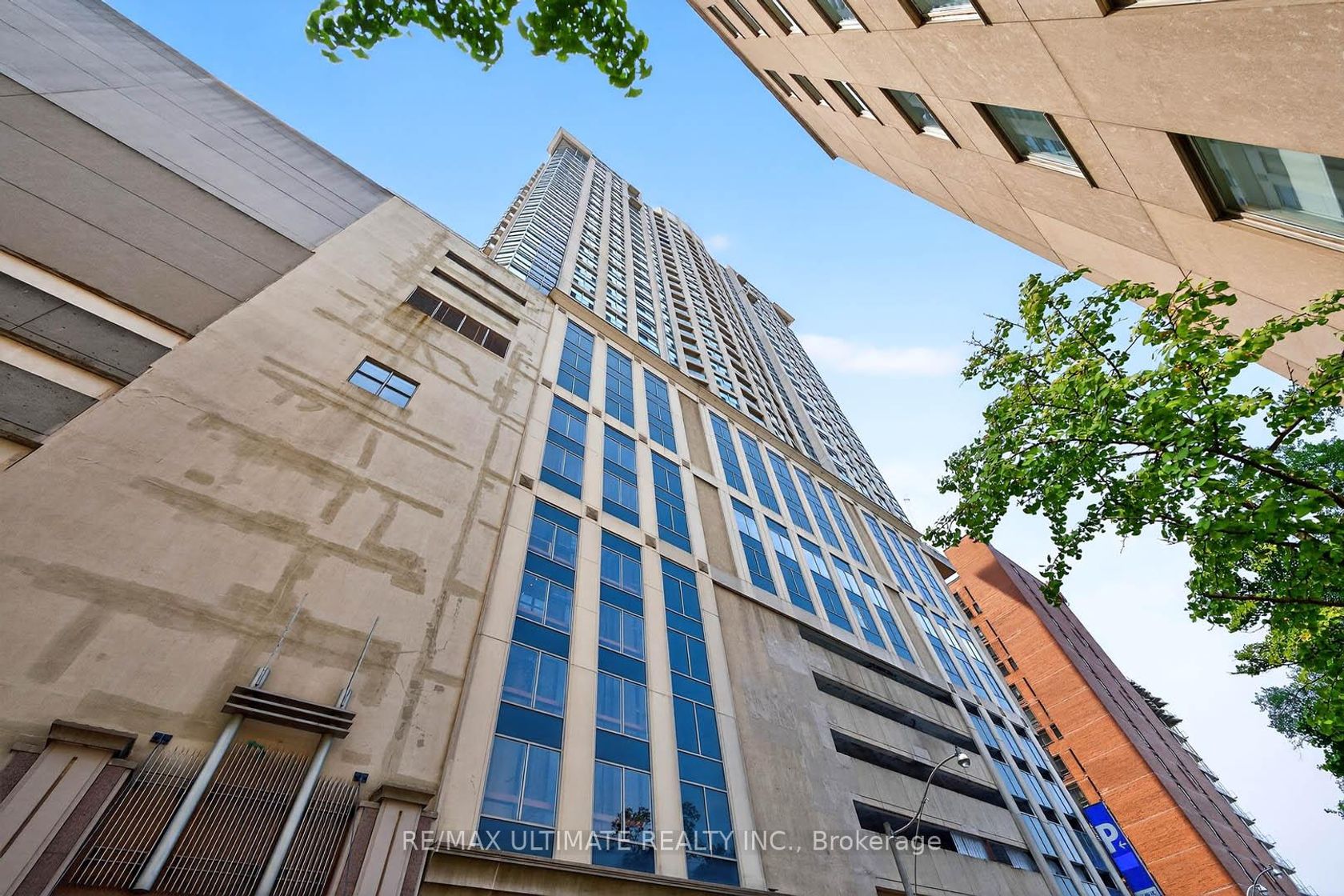 2113 - 8 Park Road, Moore Park, Toronto 