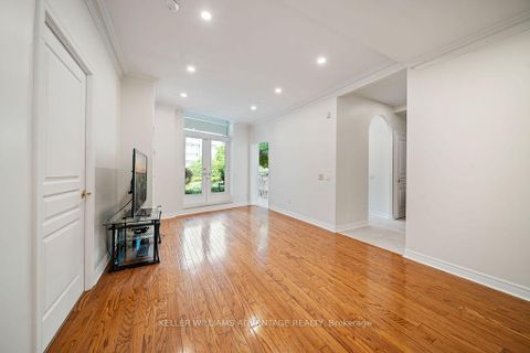 Photo 5 at 111 - 9 Boardwalk Drive, The Beaches, Toronto