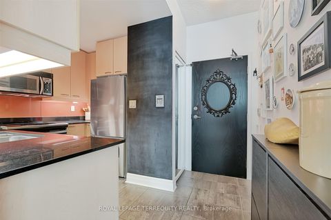 Photo 1 at 705 - 88 Palace Pier Court, Mimico, Toronto