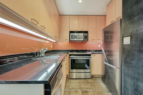 Photo 3 at 705 - 88 Palace Pier Court, Mimico, Toronto