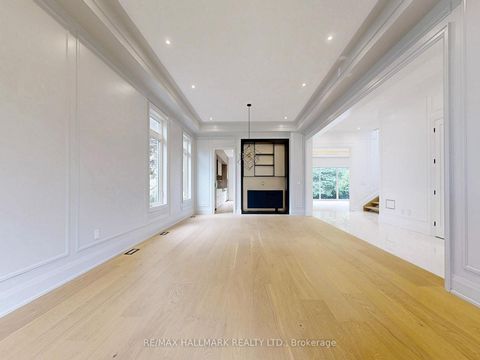 Photo 5 at 32 Cossar Drive, Aurora Highlands, Aurora