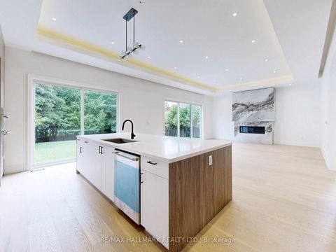 Photo 15 at 32 Cossar Drive, Aurora Highlands, Aurora