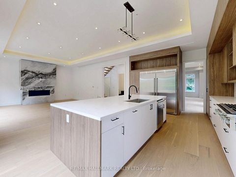 Photo 16 at 32 Cossar Drive, Aurora Highlands, Aurora