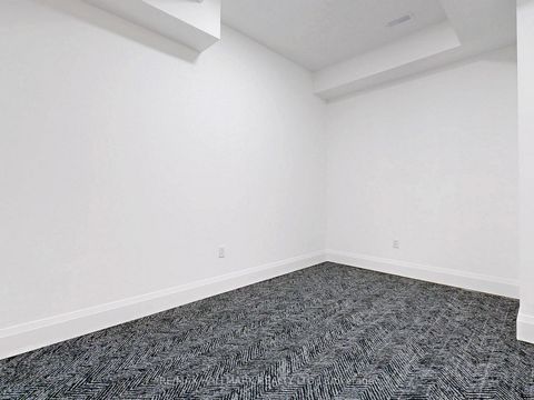 Photo 41 at 32 Cossar Drive, Aurora Highlands, Aurora