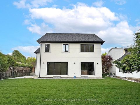 Photo 43 at 32 Cossar Drive, Aurora Highlands, Aurora