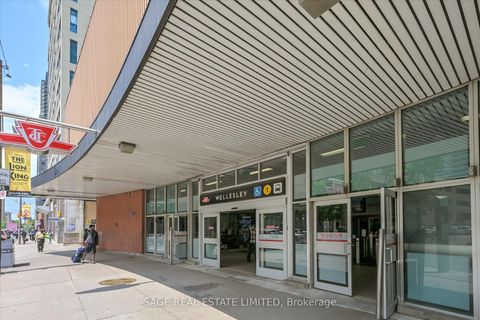 Photo 31 at 413 - 555 Yonge Street, Yonge Corridor, Toronto