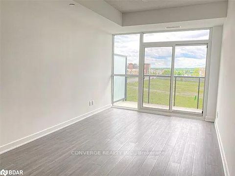 Photo 6 at 317 - 681 Yonge Street, Painswick South, Barrie Photo 6 at 317 - 681 Yonge Street, Painswick South, Barrie
