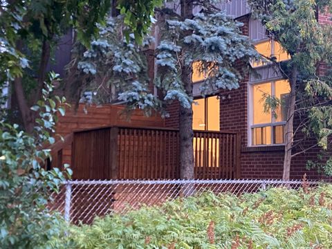 Photo 26 at 28 Festival Drive, Branson, Toronto