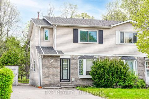 Photo 1 at 55 Hollyberry Trail, Hillcrest Village, Toronto