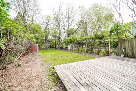 Photo 32 at 55 Hollyberry Trail, Hillcrest Village, Toronto