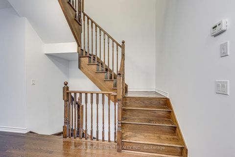 Photo 17 at 414 Wheat Boom Drive, JM Joshua Meadows, Oakville