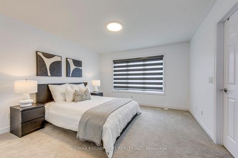 Photo 20 at 414 Wheat Boom Drive, JM Joshua Meadows, Oakville