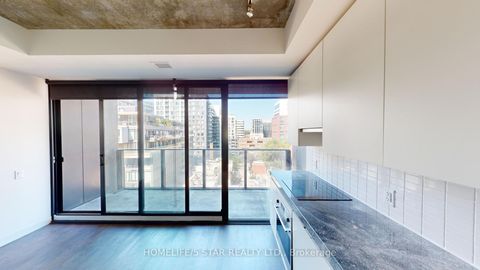 Photo 3 at 925 - 629 KING Street W, Waterfront Communities C1, Toronto