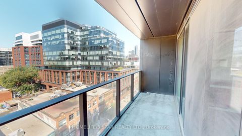 Photo 5 at 925 - 629 KING Street W, Waterfront Communities C1, Toronto