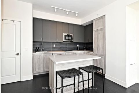 Photo 12 at 1607 - 2908 Highway 7, Concord, Vaughan