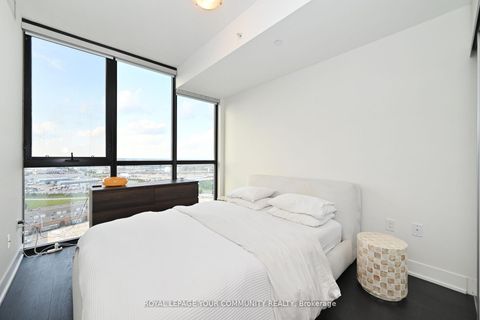 Photo 17 at 1607 - 2908 Highway 7, Concord, Vaughan