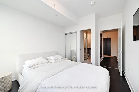 Photo 18 at 1607 - 2908 Highway 7, Concord, Vaughan