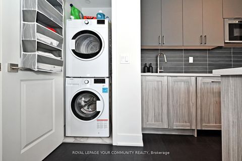 Photo 24 at 1607 - 2908 Highway 7, Concord, Vaughan