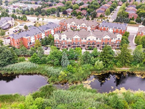Photo 1 at Unit 12 - 19 Hays Boulevard, RO River Oaks, Oakville