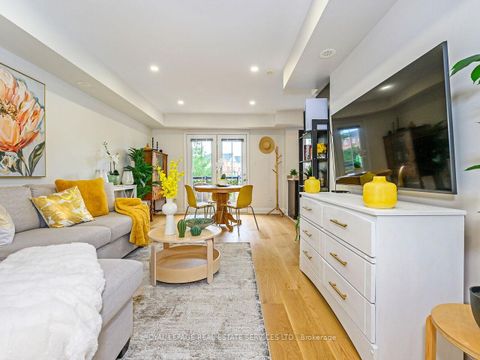 Photo 6 at Unit 12 - 19 Hays Boulevard, RO River Oaks, Oakville