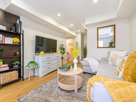 Photo 8 at Unit 12 - 19 Hays Boulevard, RO River Oaks, Oakville