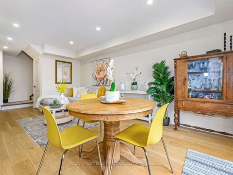 Photo 9 at Unit 12 - 19 Hays Boulevard, RO River Oaks, Oakville