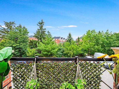 Photo 10 at Unit 12 - 19 Hays Boulevard, RO River Oaks, Oakville