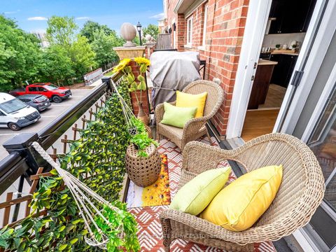 Photo 12 at Unit 12 - 19 Hays Boulevard, RO River Oaks, Oakville