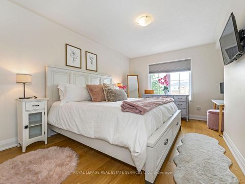 Photo 20 at Unit 12 - 19 Hays Boulevard, RO River Oaks, Oakville