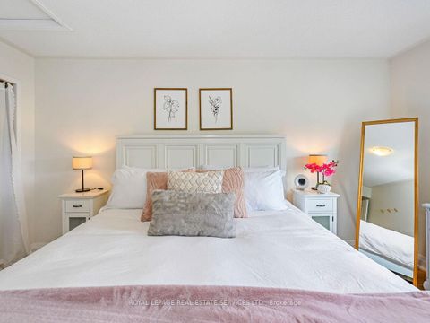 Photo 23 at Unit 12 - 19 Hays Boulevard, RO River Oaks, Oakville