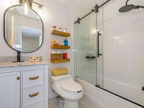 Photo 25 at Unit 12 - 19 Hays Boulevard, RO River Oaks, Oakville