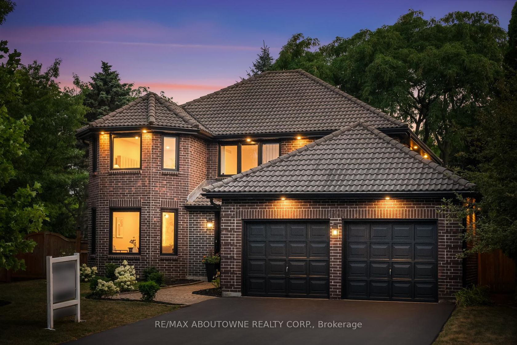 360 Claremont Crescent, FD Ford, Oakville 