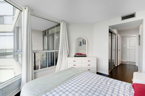 Photo 18 at 1411 - 5 Rowntree Road, Jamestown, Toronto