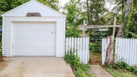 Photo 8 at 1895 Simcoe Boulevard, Alcona, Innisfil Photo 8 at 1895 Simcoe Boulevard, Alcona, Innisfil