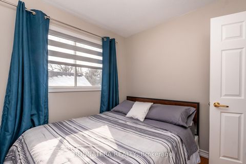 Photo 9 at 687 INNISFIL BEACH Road, Alcona, Innisfil