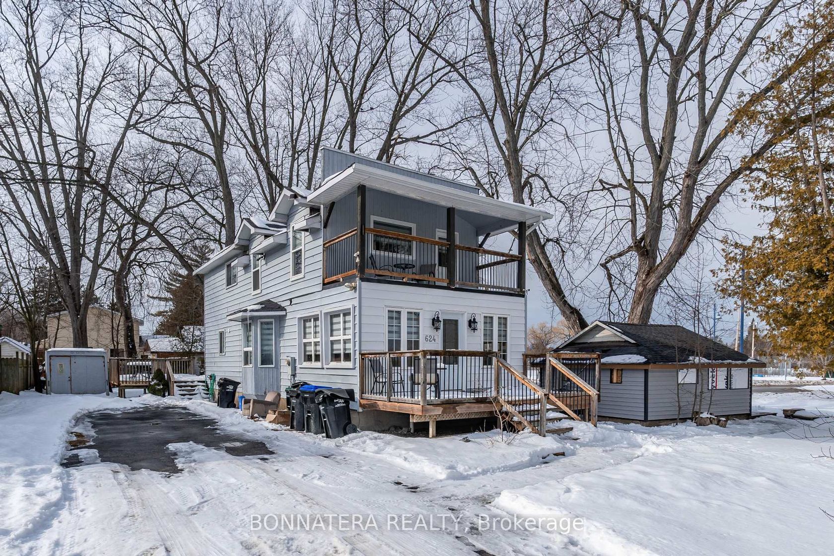 687 INNISFIL BEACH Road, Alcona, Innisfil photo number 2 687 INNISFIL BEACH Road, Alcona, Innisfil photo number 2