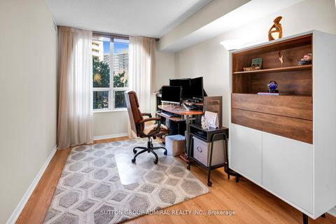 Photo 15 at 317 - 11 Townsgate Drive, Yorkhill, Vaughan