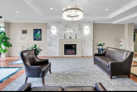 Photo 25 at 317 - 11 Townsgate Drive, Yorkhill, Vaughan