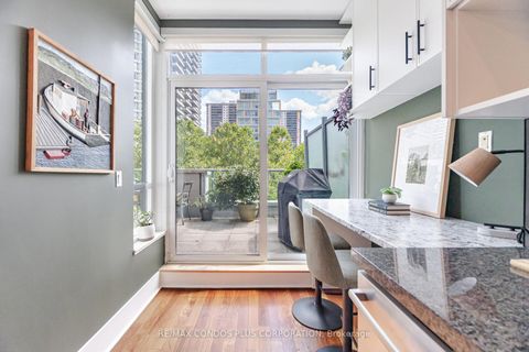 Photo 12 at 319 - 120 Homewood Avenue, North St. James Town, Toronto