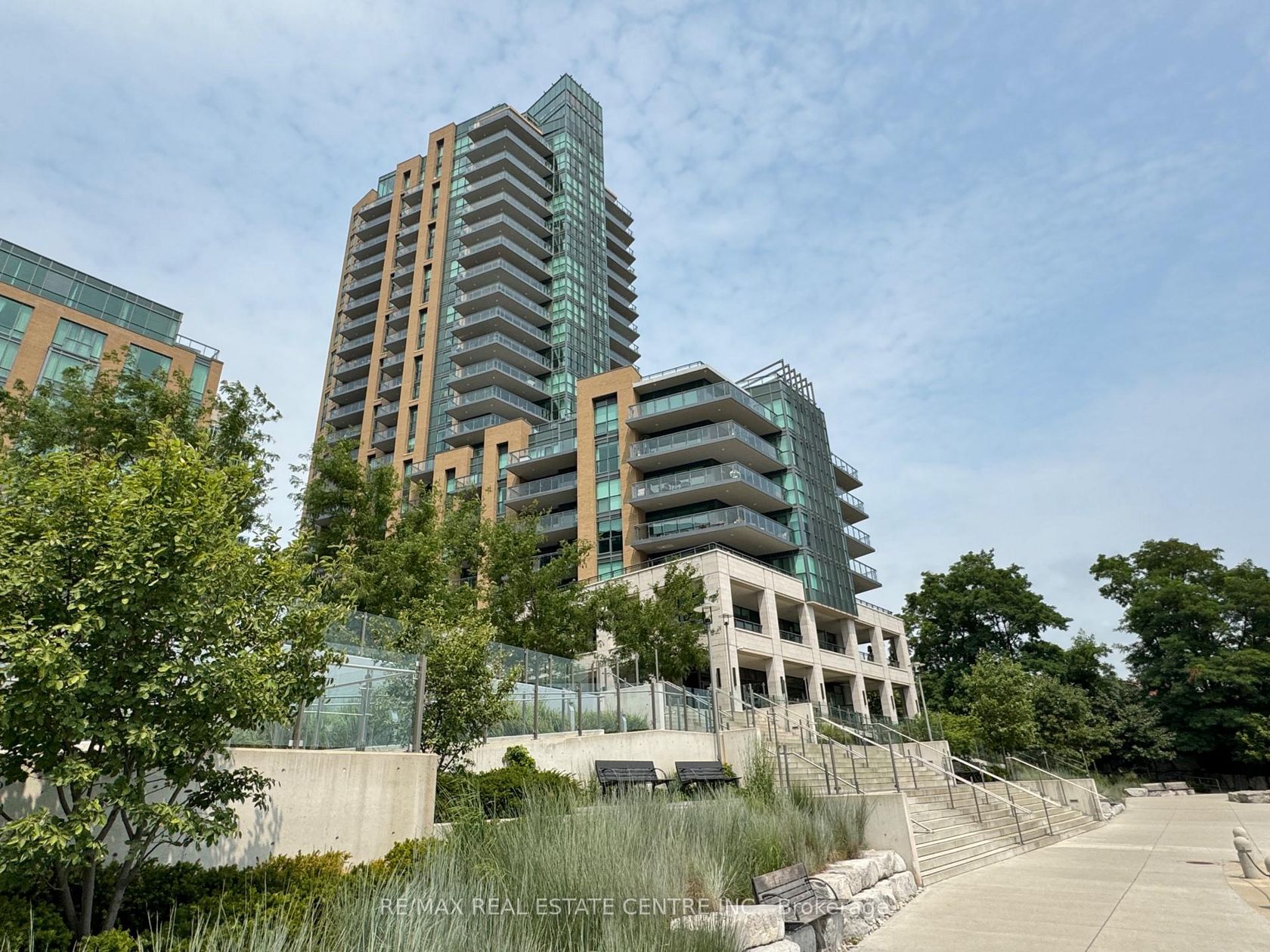 405 - 2060 Lakeshore Road, Brant, Burlington 