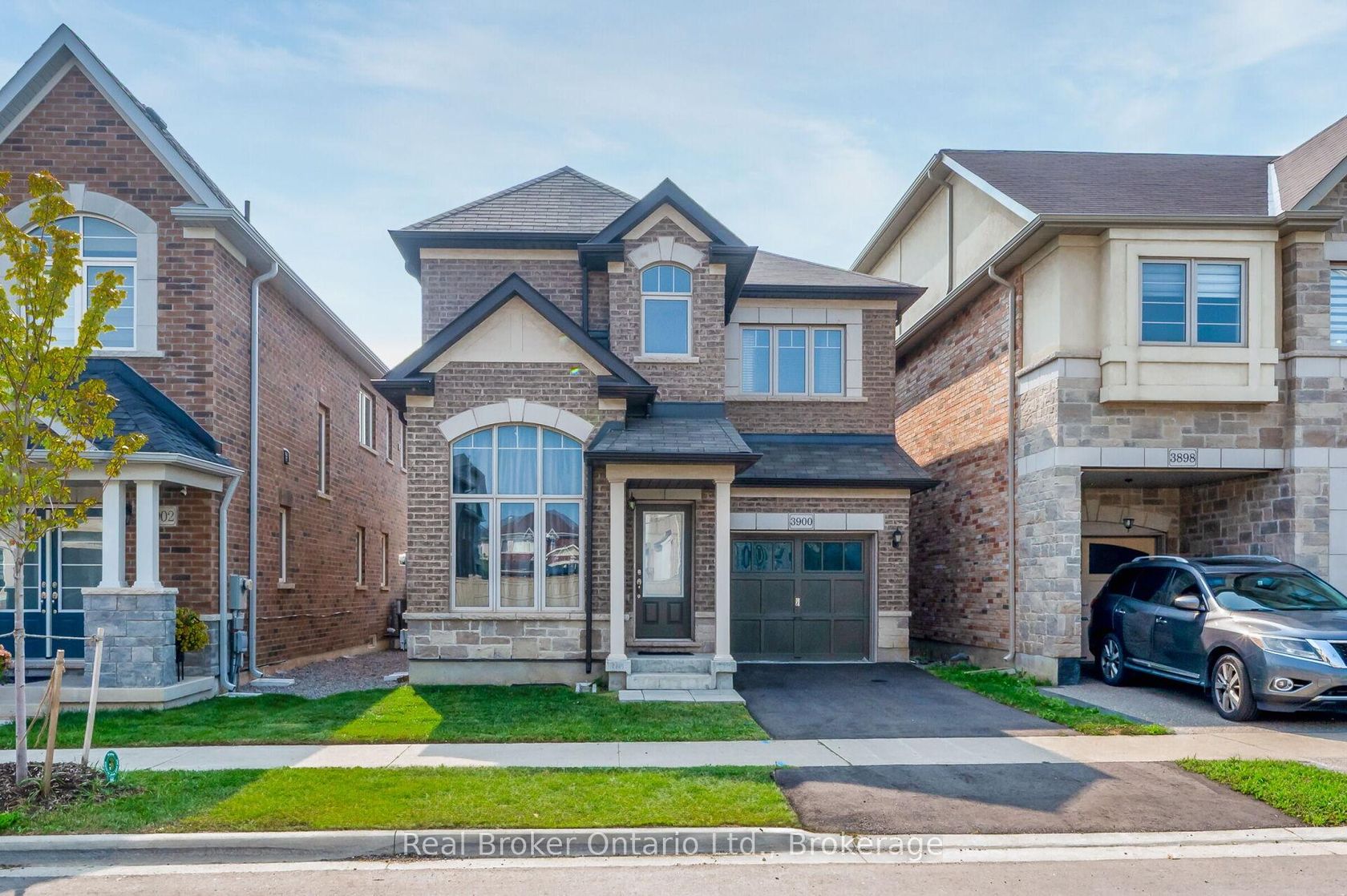 3900 Koenig Road, Alton, Burlington 