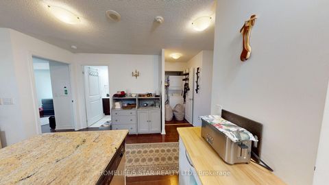 Photo 5 at 319 - 27 REAN Drive, Bayview Village, Toronto