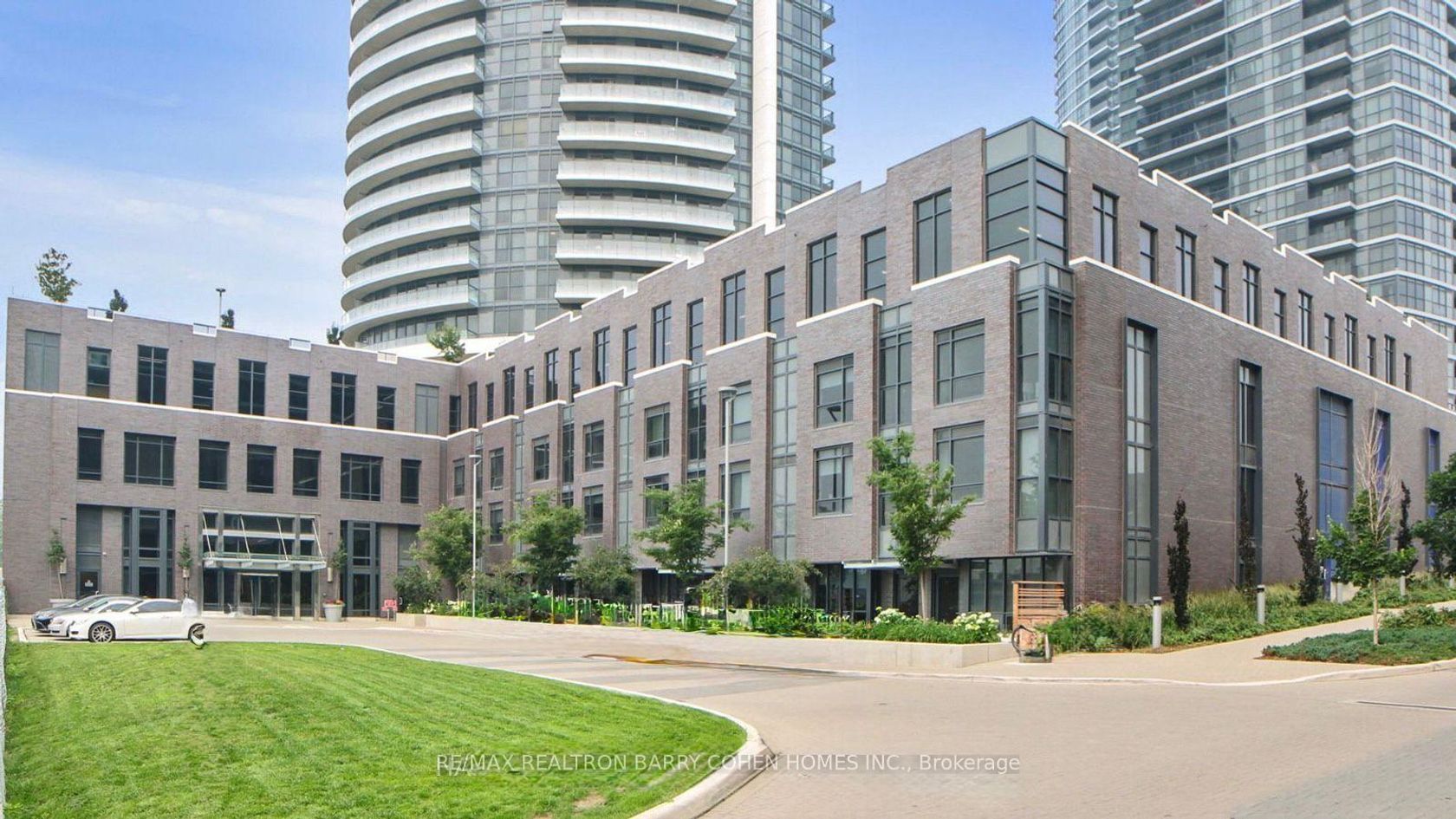 5 - 30 Gibbs Road, City Centre West, Toronto 