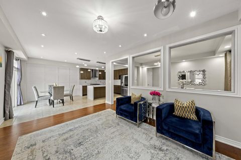 Photo 14 at 14 Beaconsfield Drive, Kleinburg, Vaughan