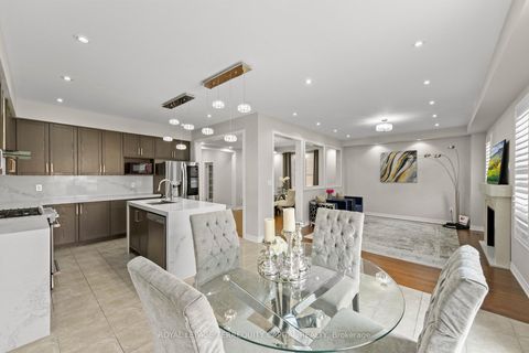 Photo 22 at 14 Beaconsfield Drive, Kleinburg, Vaughan
