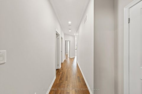 Photo 26 at 14 Beaconsfield Drive, Kleinburg, Vaughan