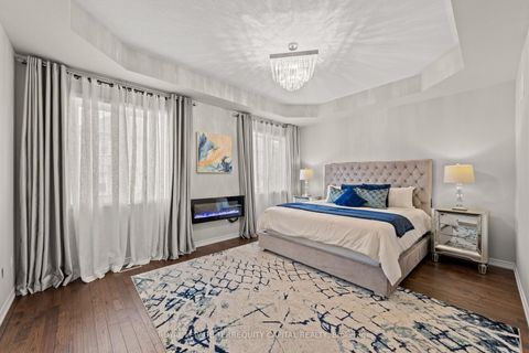 Photo 27 at 14 Beaconsfield Drive, Kleinburg, Vaughan