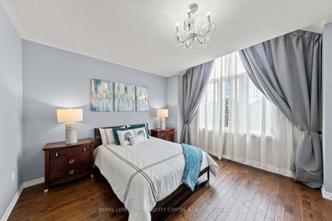 Photo 33 at 14 Beaconsfield Drive, Kleinburg, Vaughan