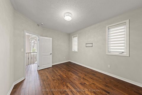 Photo 40 at 14 Beaconsfield Drive, Kleinburg, Vaughan